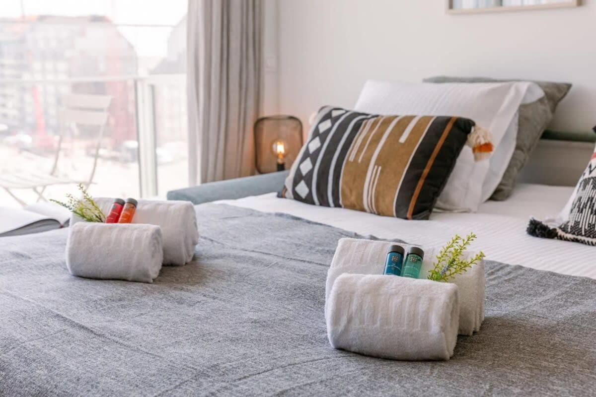 Stunning Studio With Sea-View And Terrace Apartment Knokke-Heist Bagian luar foto